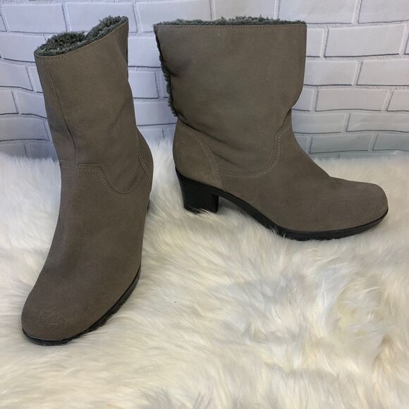 Clarks Bendables Faraway Gray Booties Size 10 - Picture 2 of 5